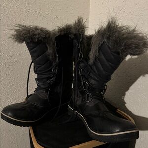 Black Sorel Boots